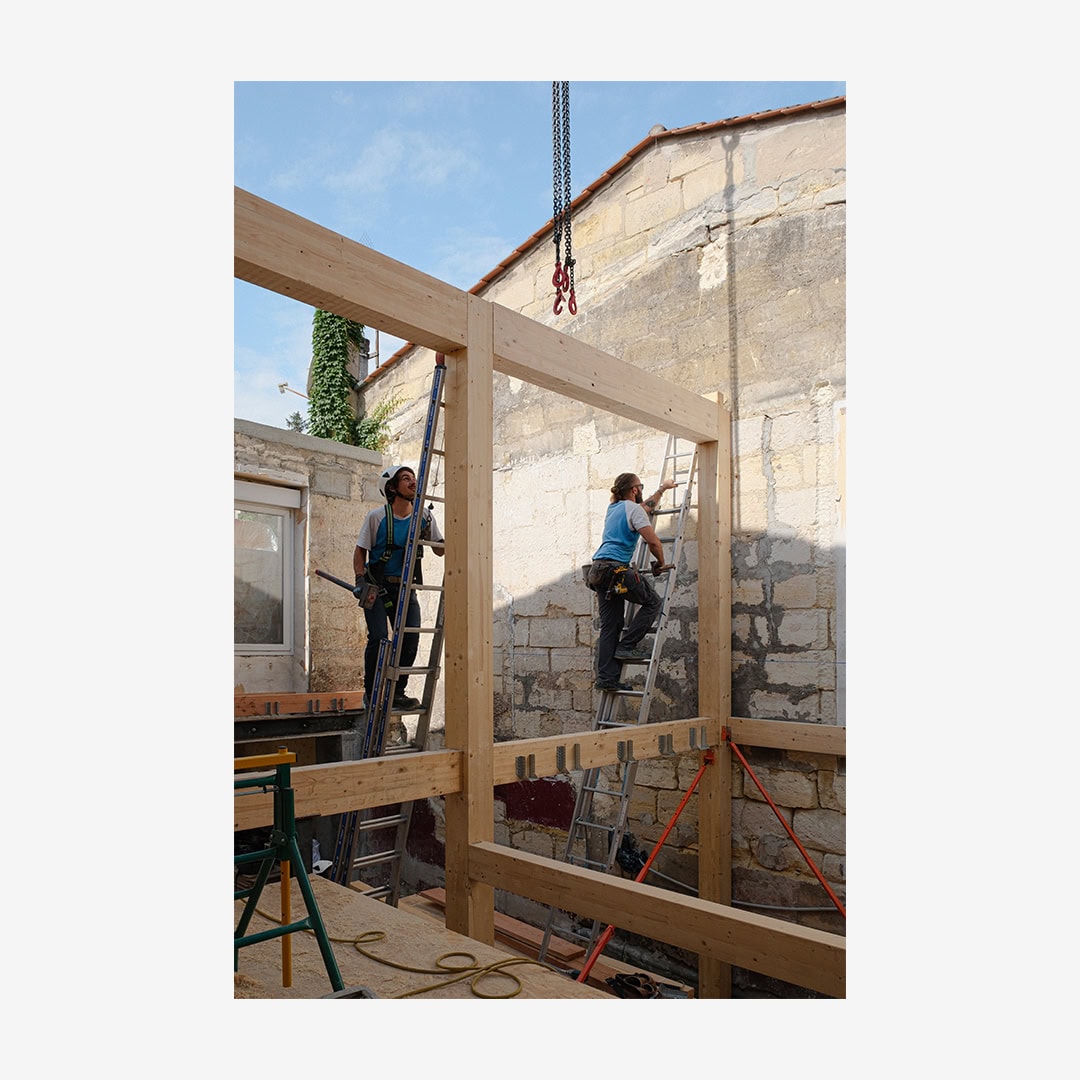 Grutage et pose charpente bois